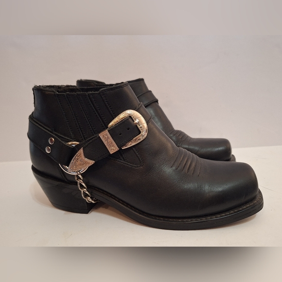 dingo Shoes - Dingo Women Black Leather Ankle Boots Strap & Silver Buckle Western Size 7.5